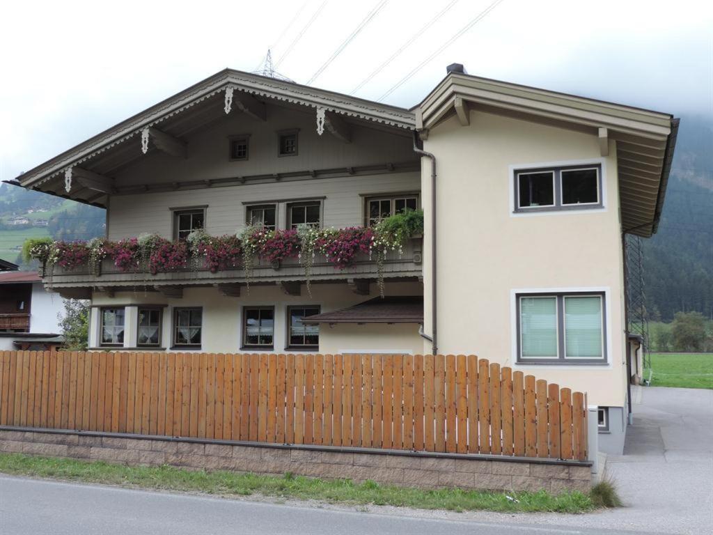 Haus Gruber Theresia Zell am Ziller Dış mekan fotoğraf